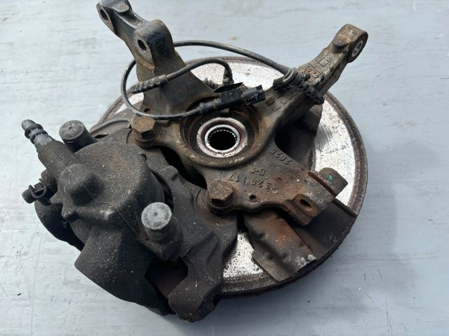 bontott OPEL CORSA E Jobb első Csonkállvány Kerékaggyal