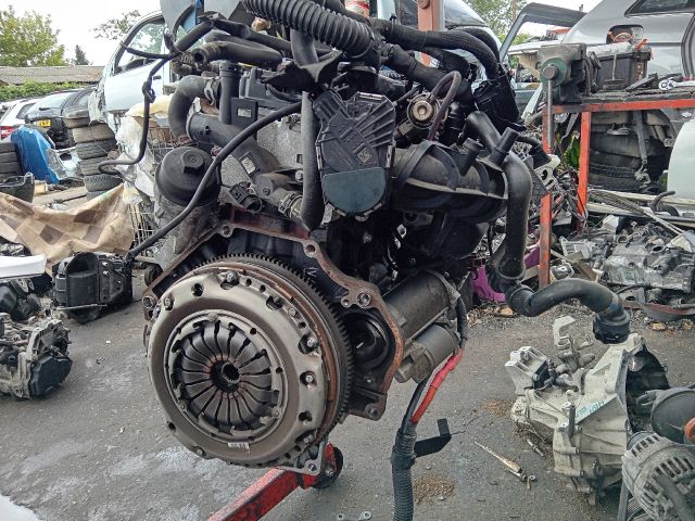 bontott OPEL CORSA E Komplett Motor (Segédberendezésekkel)