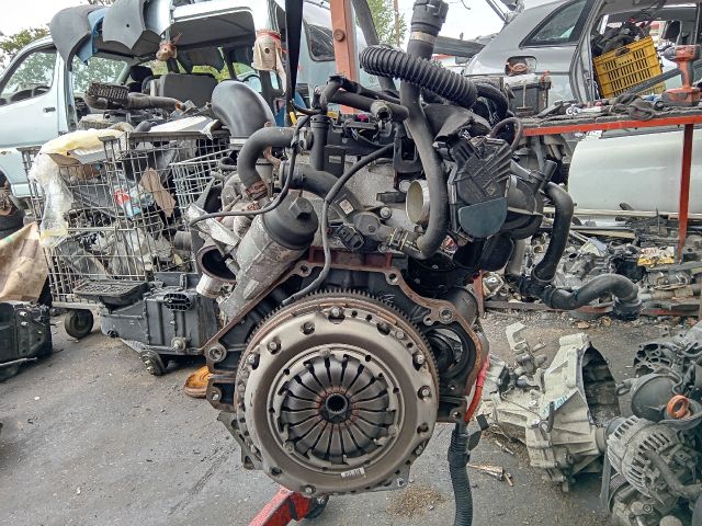 bontott OPEL CORSA E Komplett Motor (Segédberendezésekkel)