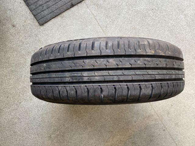 bontott OPEL CORSA E Acélfelni Gumival (1 db)