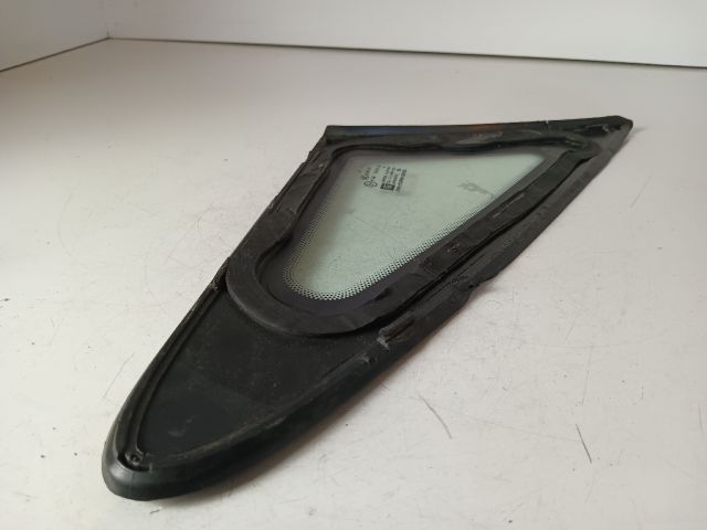 bontott OPEL CORSA E Bal A Oszlop Oldalablak Üveg