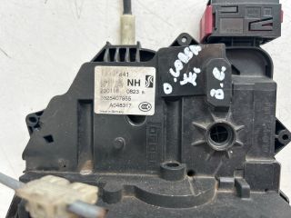 bontott OPEL CORSA E Bal első Ajtózár