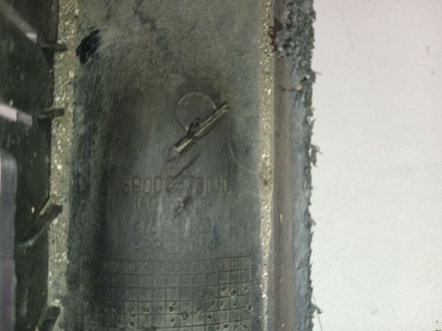 bontott OPEL CORSA E Bal első Koptató