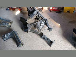 bontott OPEL CORSA E Bal első Negyed Karosszéria Csomag