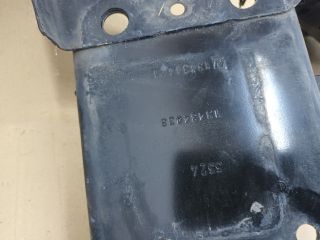 bontott OPEL CORSA E Bal Fényszóró Tartó