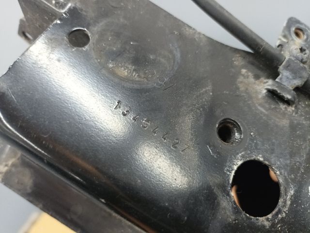 bontott OPEL CORSA E Bal Fényszóró Tartó