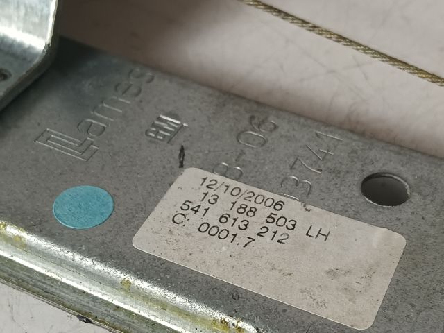 bontott OPEL CORSA E Bal hátsó Ablakemelő Szerkezet (Mechanikus)