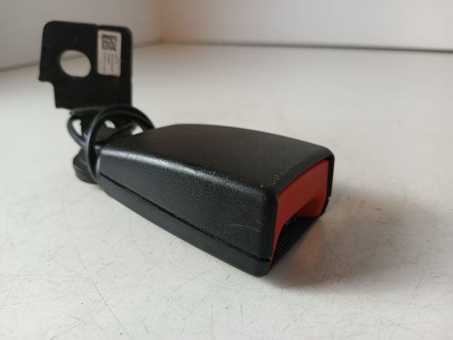 bontott OPEL CORSA E Bal hátsó Biztonsági Öv Csat