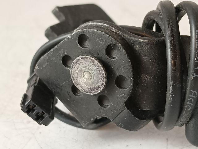 bontott OPEL CORSA E Bal hátsó Biztonsági Öv Csat