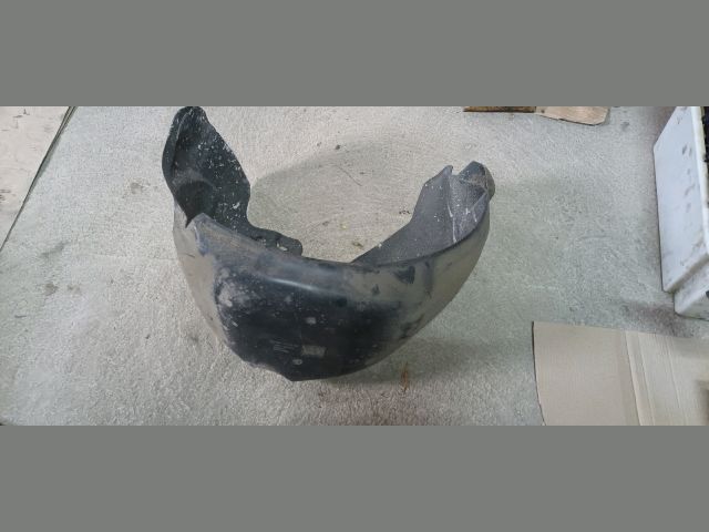 bontott OPEL CORSA E Bal hátsó Dobbetét (Kerékjárati, Műanyag)