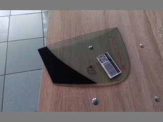 bontott OPEL CORSA E Bal hátsó Fixüveg (Ajtóban)