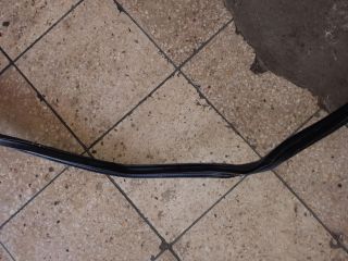 bontott OPEL CORSA E Bal hátsó Gumikéder