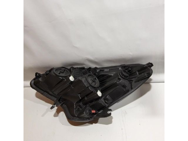 bontott OPEL CORSA E Bal Hátsó Lámpa