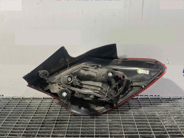 bontott OPEL CORSA E Bal Hátsó Lámpa