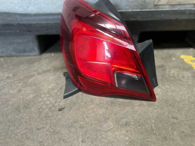 bontott OPEL CORSA E Bal Hátsó Lámpa