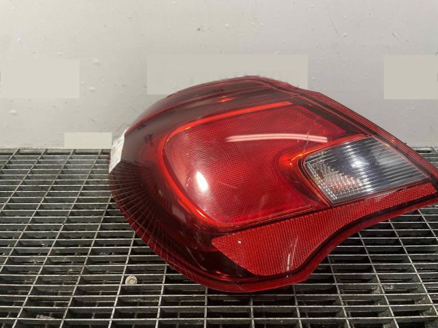 bontott OPEL CORSA E Bal Hátsó Lámpa