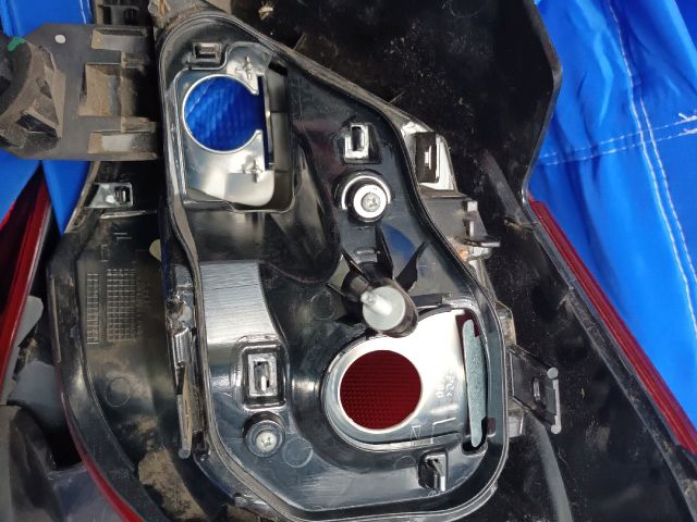 bontott OPEL CORSA E Bal Hátsó Lámpa