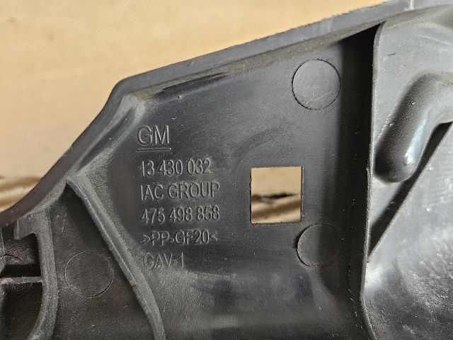 bontott OPEL CORSA E Első Lökhárító Tartó Felső