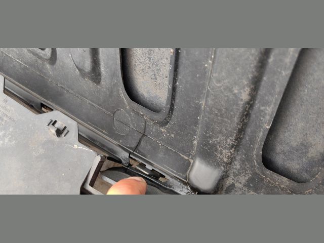 bontott OPEL CORSA E Első Lökhárító (Üresen)