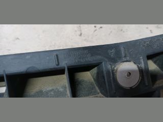 bontott OPEL CORSA E Hátsó középső Lökhárító Tartó (Műanyag)