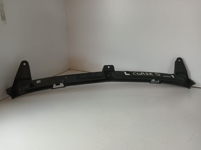 bontott OPEL CORSA E Hátsó középső Lökhárító Tartó (Műanyag)