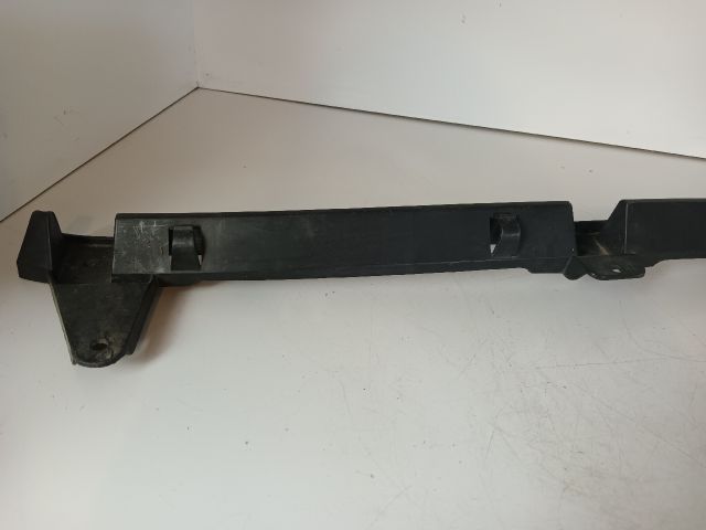 bontott OPEL CORSA E Hátsó középső Lökhárító Tartó (Műanyag)