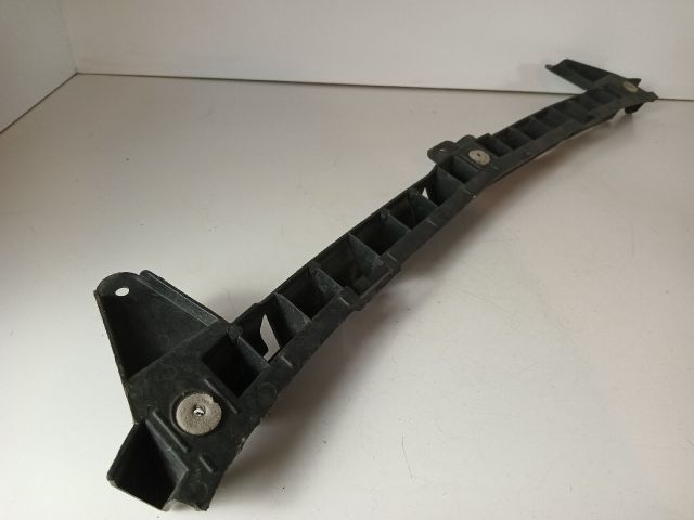 bontott OPEL CORSA E Hátsó középső Lökhárító Tartó (Műanyag)