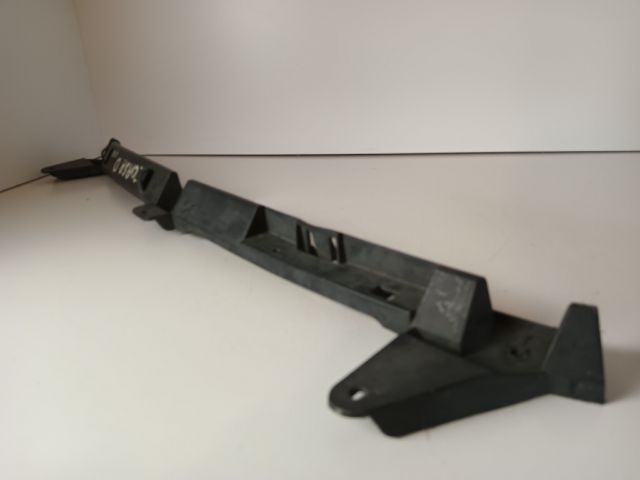 bontott OPEL CORSA E Hátsó középső Lökhárító Tartó (Műanyag)