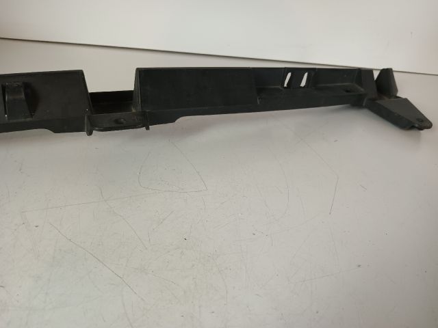 bontott OPEL CORSA E Hátsó középső Lökhárító Tartó (Műanyag)