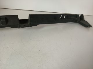 bontott OPEL CORSA E Hátsó középső Lökhárító Tartó (Műanyag)