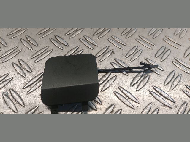 bontott OPEL CORSA E Hátsó Vonószem Burkolat