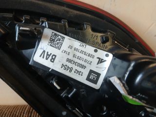 bontott OPEL CORSA E Jobb Belső Hátsó Lámpa