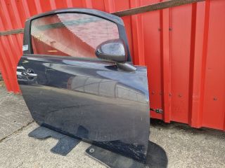 bontott OPEL CORSA E Jobb első Ajtó (Részeivel)