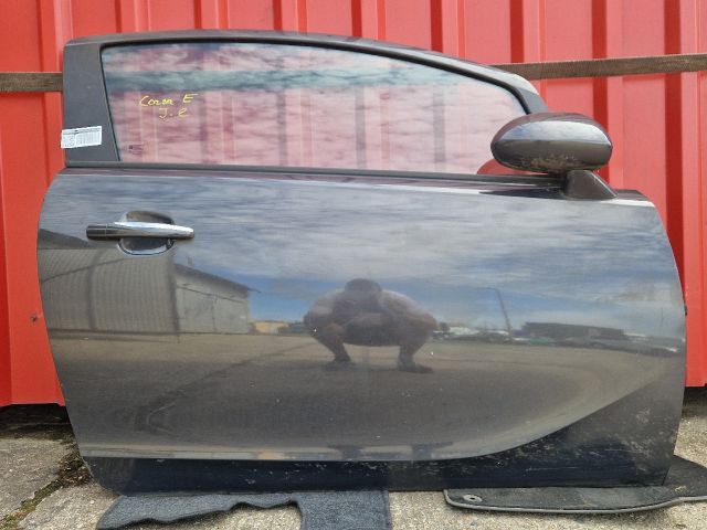 bontott OPEL CORSA E Jobb első Ajtó (Részeivel)