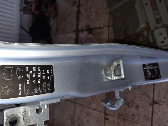 bontott OPEL CORSA E Jobb első Negyed Karosszéria Csomag