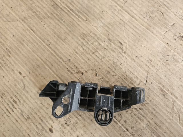 bontott OPEL CORSA E Jobb első Oldal Lökhárító Tartó (Műanyag)