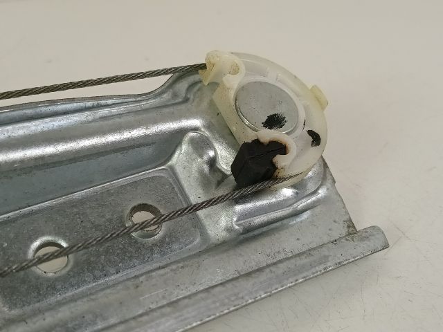 bontott OPEL CORSA E Jobb hátsó Ablakemelő Szerkezet (Mechanikus)