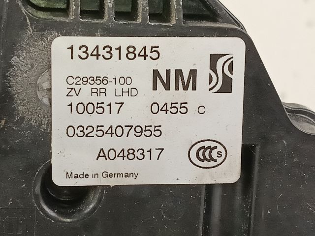 bontott OPEL CORSA E Jobb hátsó Ajtózár