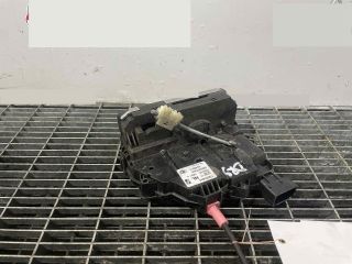 bontott OPEL CORSA E Jobb hátsó Ajtózár