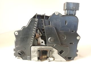 bontott OPEL CORSA E Jobb hátsó Ajtózár