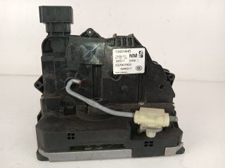 bontott OPEL CORSA E Jobb hátsó Ajtózár