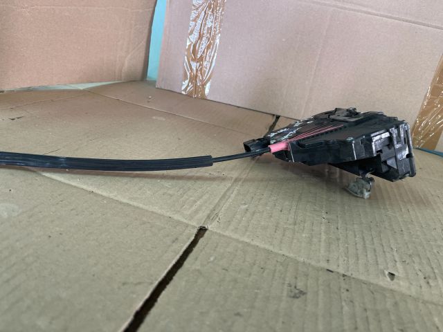 bontott OPEL CORSA E Jobb hátsó Ajtózár