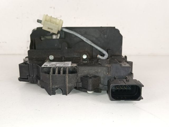 bontott OPEL CORSA E Jobb hátsó Ajtózár