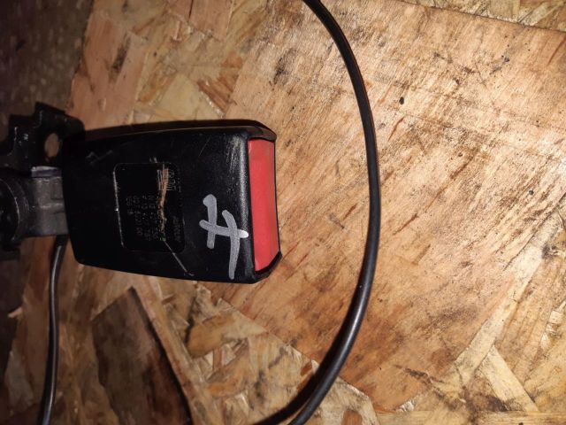 bontott OPEL CORSA E Jobb hátsó Biztonsági Öv Csat