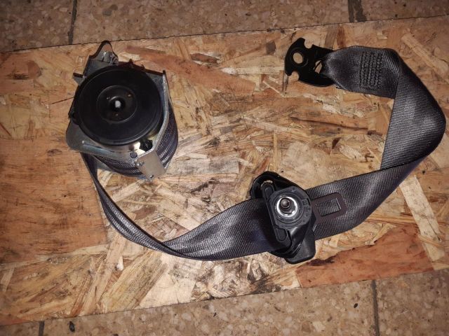 bontott OPEL CORSA E Jobb hátsó Biztonsági Öv