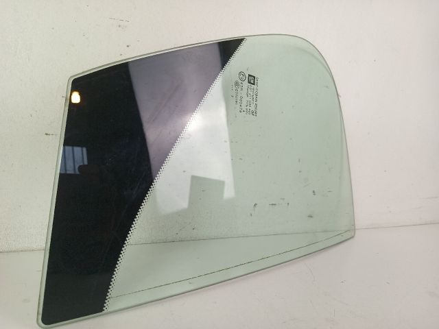 bontott OPEL CORSA E Jobb hátsó Fixüveg (Ajtóban)