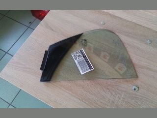 bontott OPEL CORSA E Jobb hátsó Fixüveg (Ajtóban)