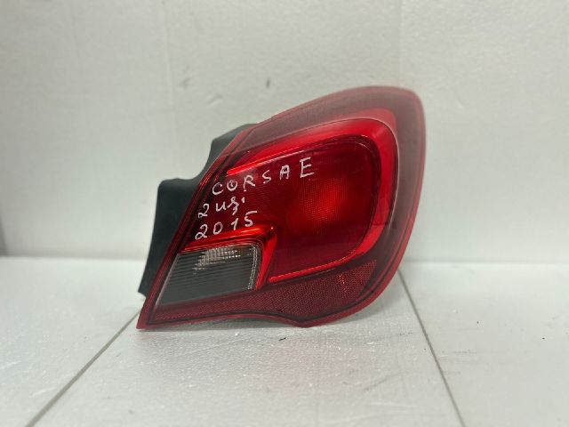 bontott OPEL CORSA E Jobb Hátsó Lámpa