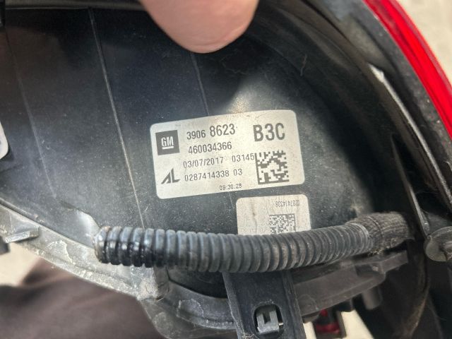 bontott OPEL CORSA E Jobb Hátsó Lámpa