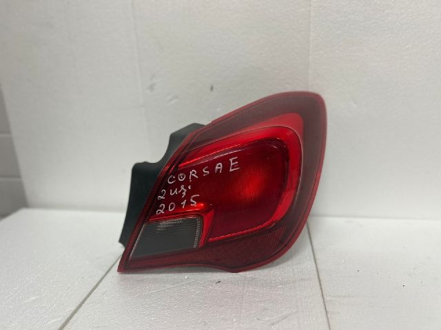 bontott OPEL CORSA E Jobb Hátsó Lámpa